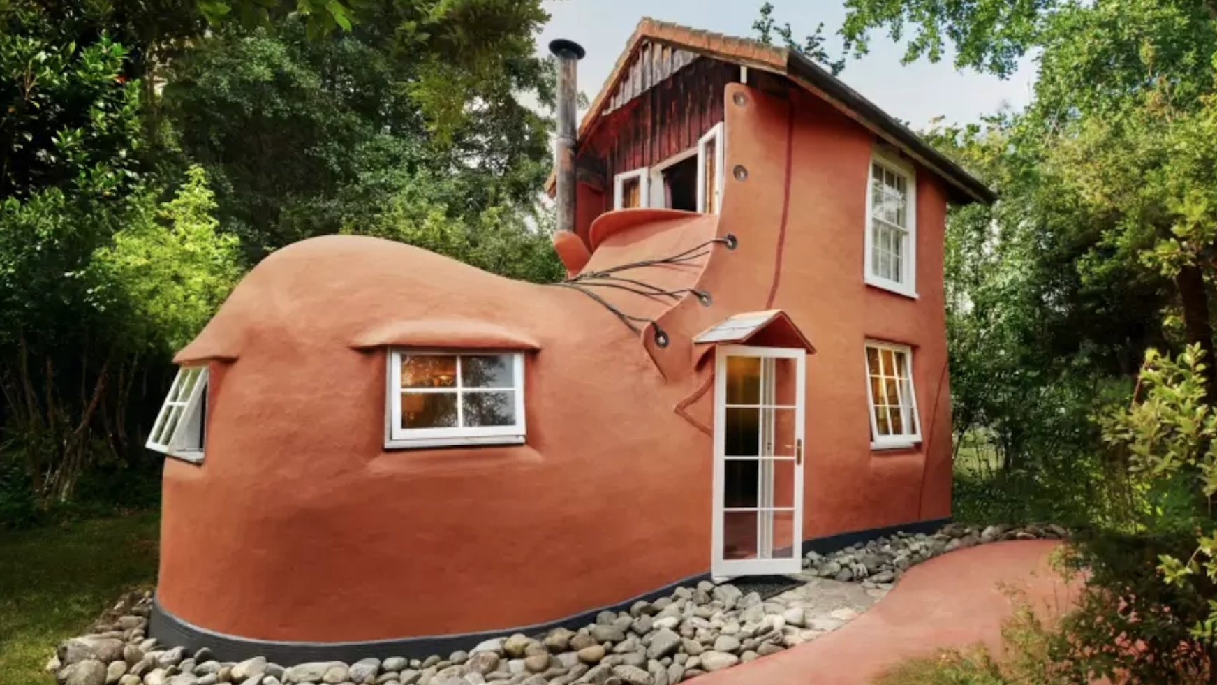 Airbnb premiará con 10 mdd a los mejores diseños de ‘casas locas’ de su lista