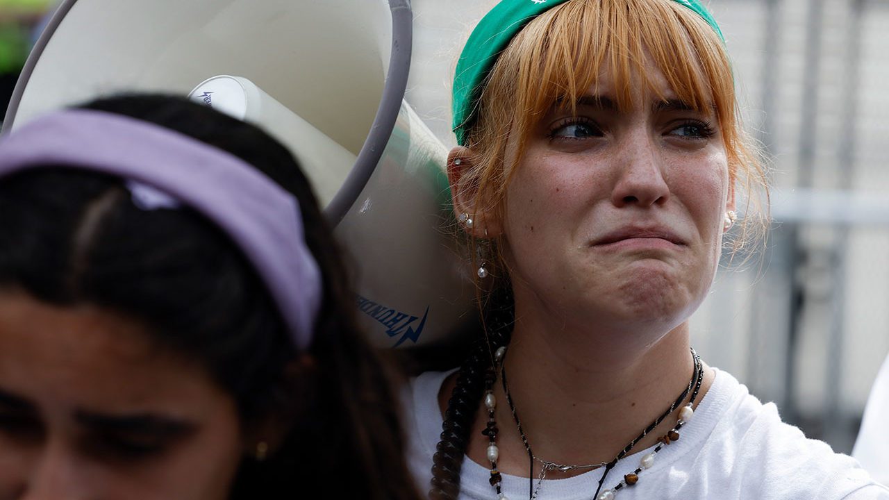 Hollywood levanta la voz contra la prohibición al aborto en EU