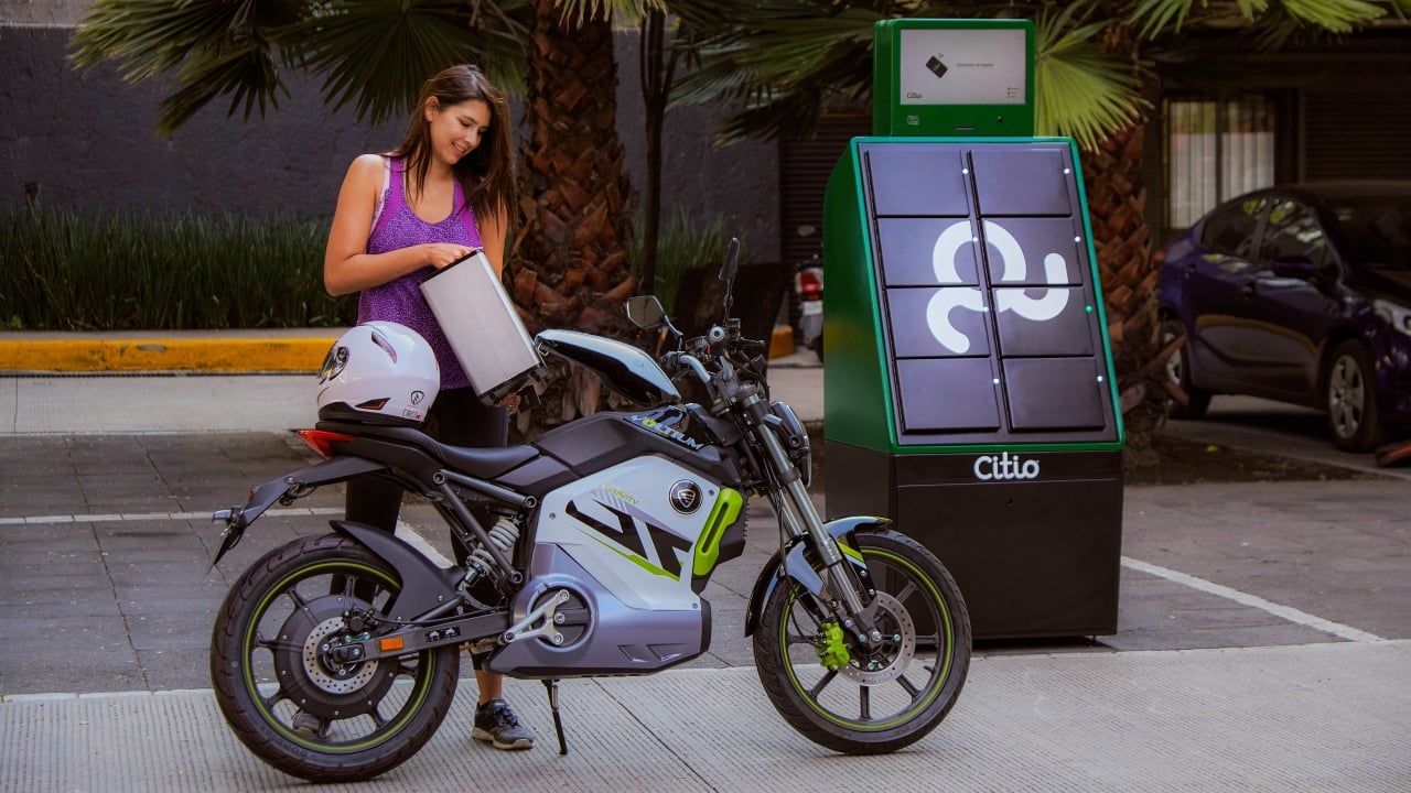 Motocicleta eléctrica: alternativa económica frente al automóvil 