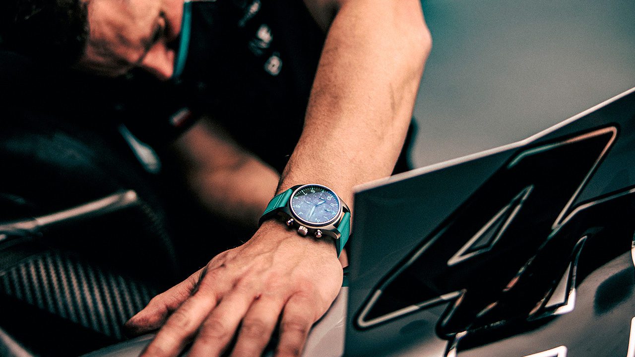 Este es el primer reloj oficial de Mercedes-AMG Fórmula 1