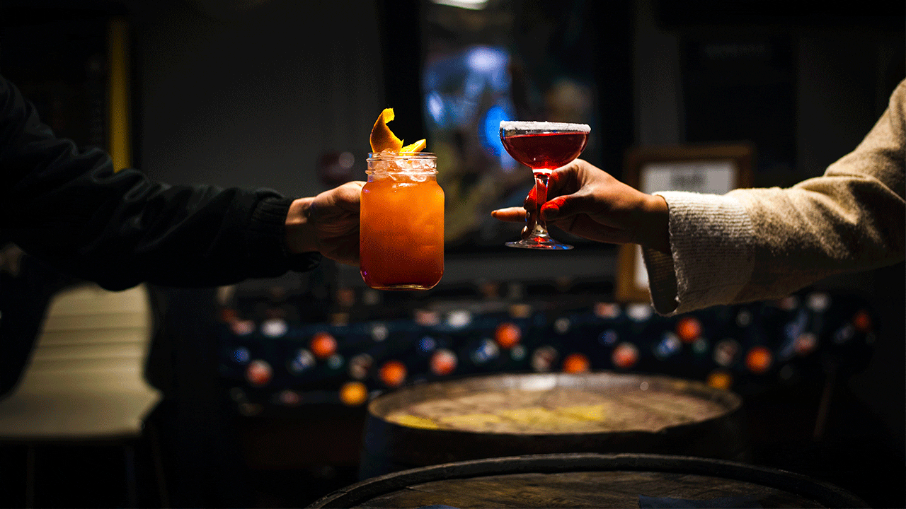 Japón abre un concurso para promover que sus jóvenes beban más alcohol