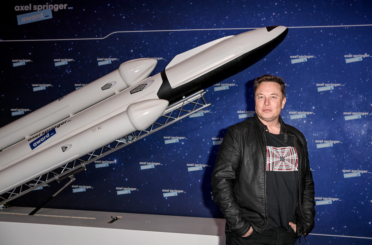 Elon Musk rectifica tras amago con despedir al 10% de su plantilla en Tesla