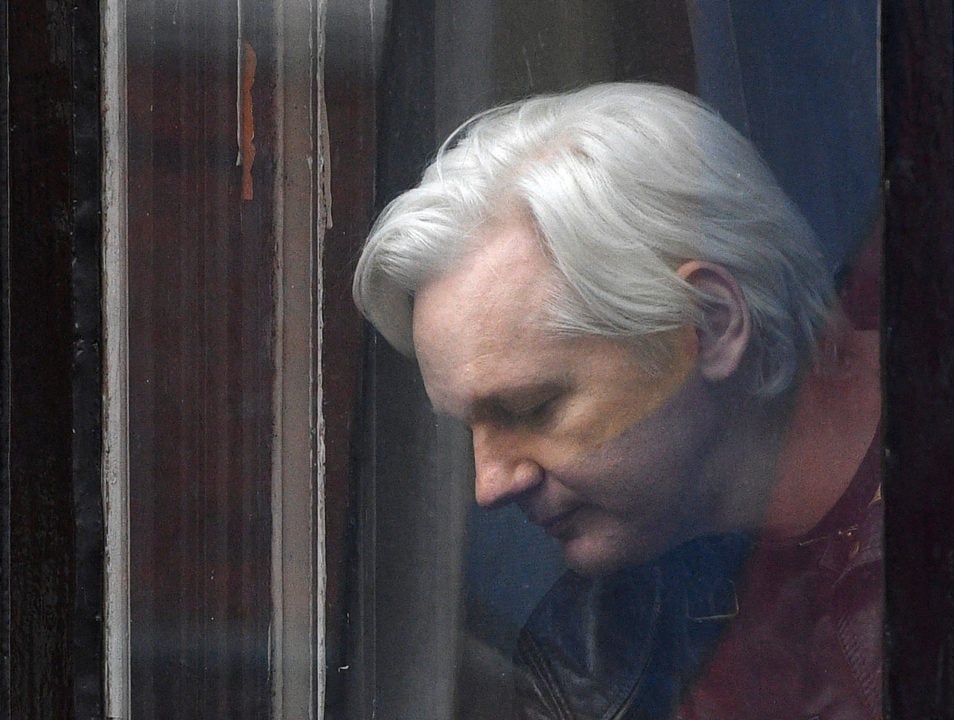EU niega que los cargos contra Assange sean políticos o por actividad periodística