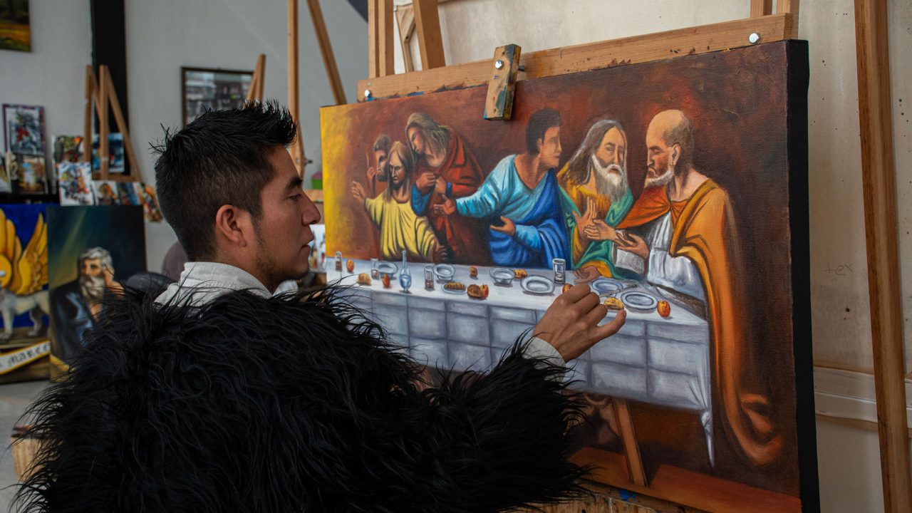 El arte rescata a indígenas de la violencia y migración en el sur de México