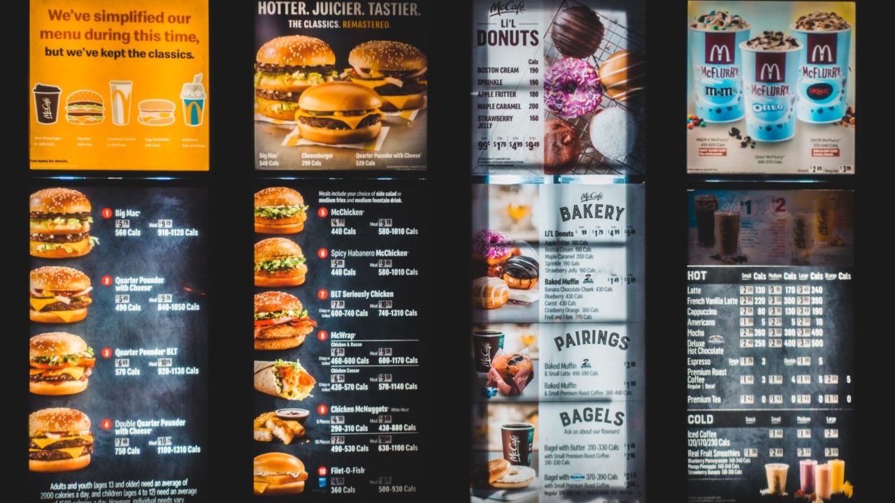 McDonald’s sube precio de hamburguesa con queso en Reino Unido por primera vez en 14 años
