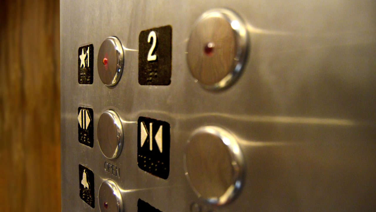 Kone cierra un acuerdo de 34,000 mdd para comprar TKE y crear el mayor fabricante de ascensores