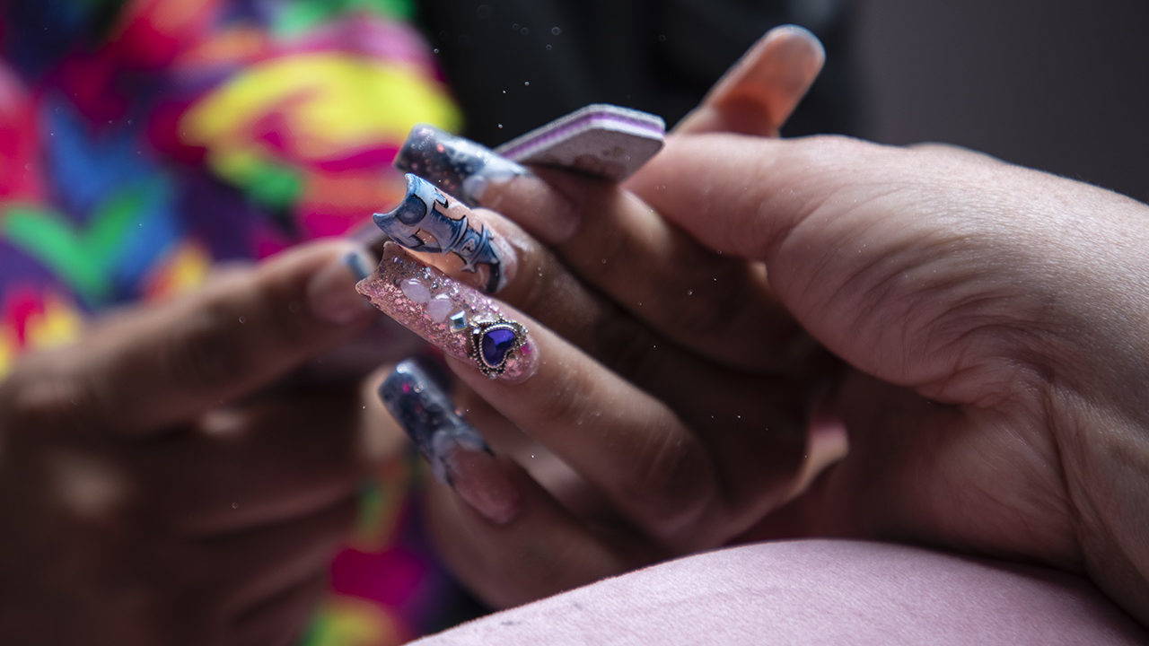 Un negocio que saca las uñas:  El ‘boom’ de las uñas decoradas es real y existe por razones que aquí te contamos