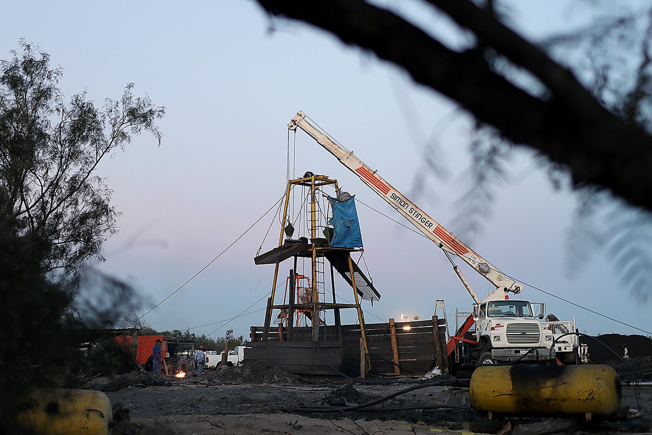 A trece días del colapso de mina, gobierno pedirá a empresas extranjeras opinión sobre rescate
