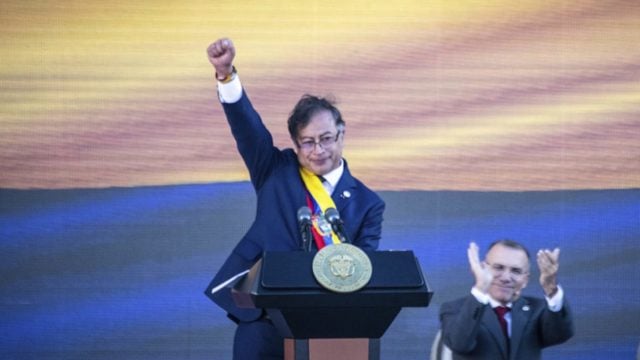 Gustavo Petro, presidente de Colombia, durante su investidura. Foto: © Diana Rey Melo / Forbes.