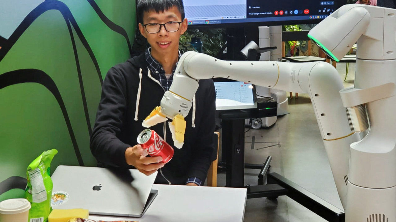 OK Google, tráeme un refresco: el gigante de la IA hace demostración de robots meseros
