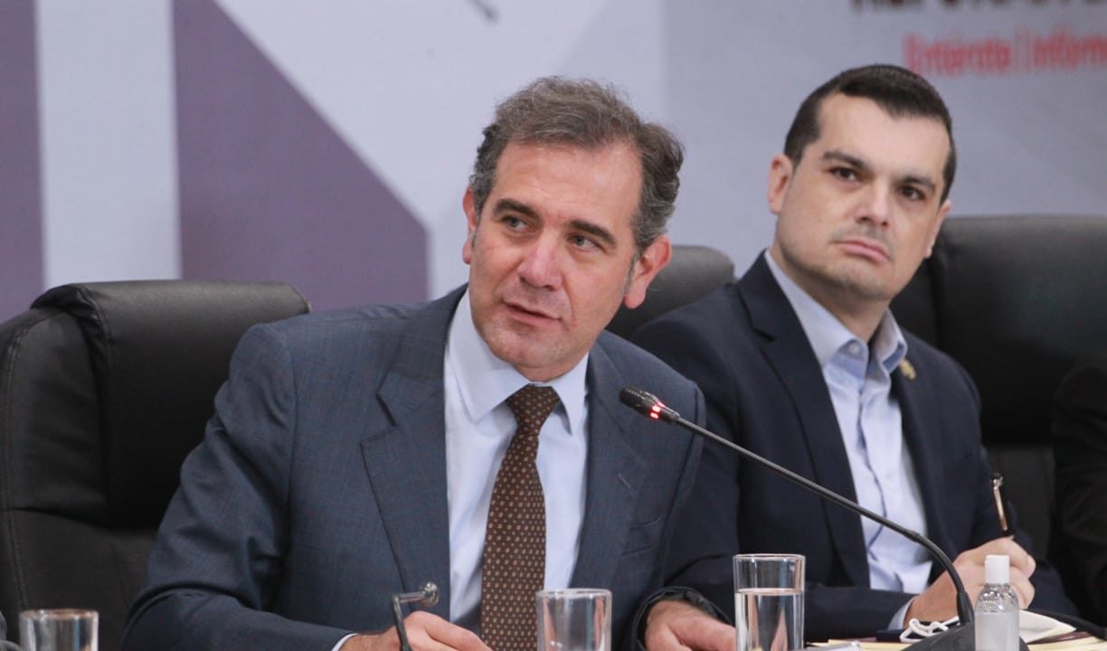 Consejeros del INE recibirán 6.9 millones de pesos de liquidación
