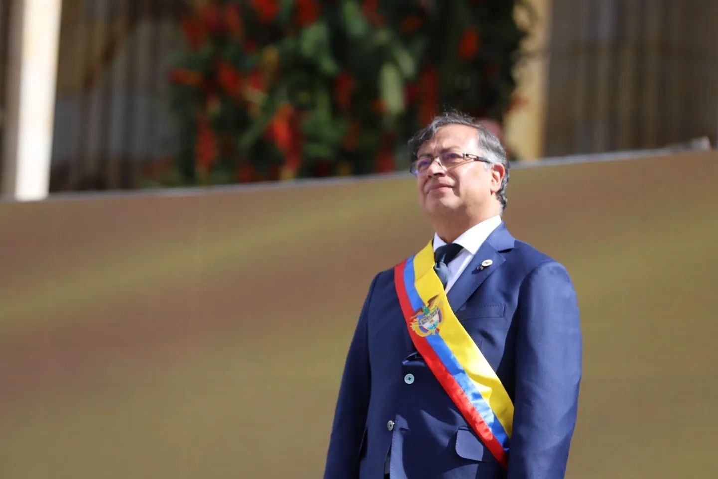 Petro ordena como primer acto de su Gobierno que saquen la espada de Bolívar