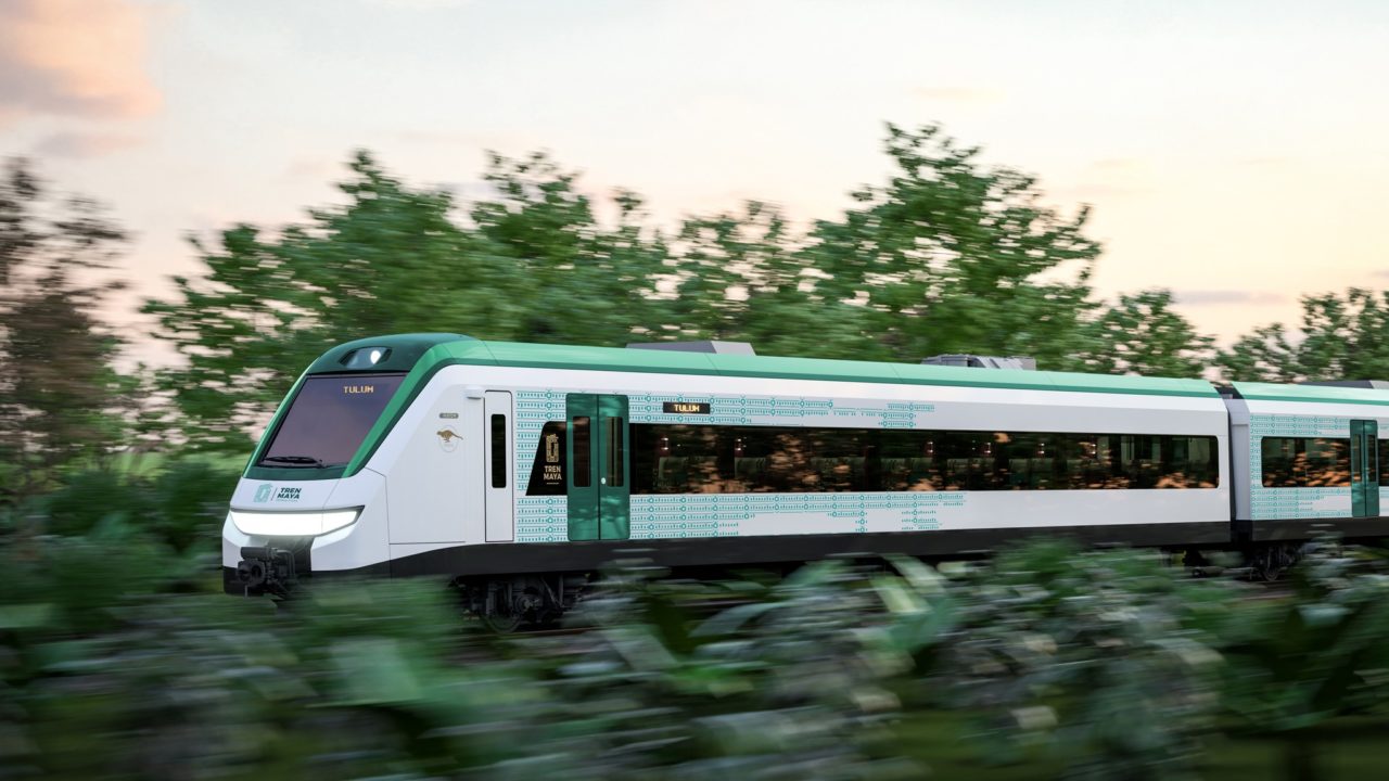 SICT entrega a la Sedena el título de asignación del Tren Maya