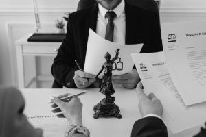 abogados-litigantes-ataque