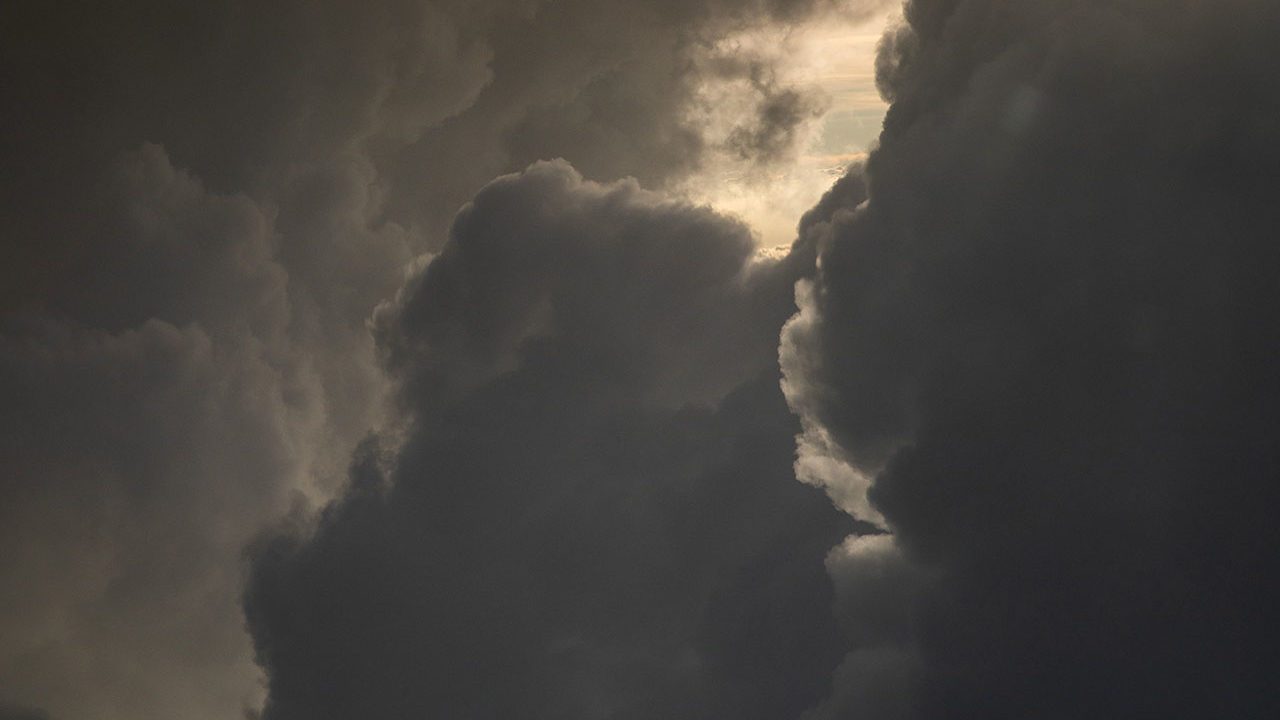 La reducción de la contaminación del aire está haciendo que las nubes reflejen menos luz solar