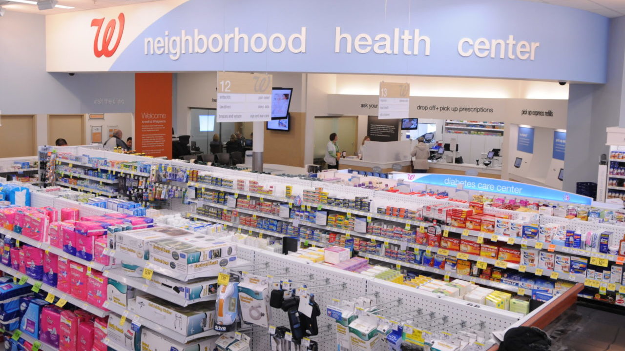 CVS, Walmart y Walgreens acuerdan pagar 13,800 mdd por opioides en EU