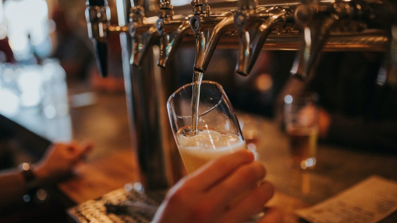 ¿EU ha bajado su consumo de cerveza? Expertos analizan la competencia de bebidas alcohólicas