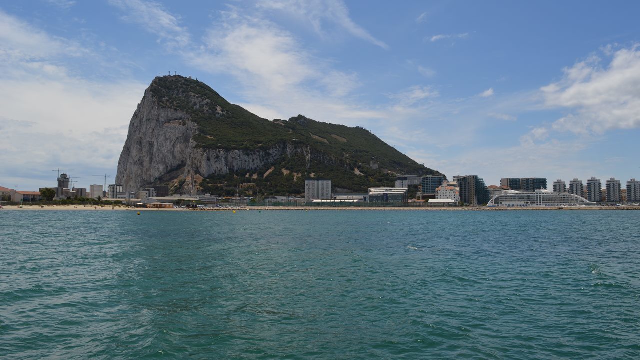 Gibraltar es reconocida como ciudad británica 180 años después