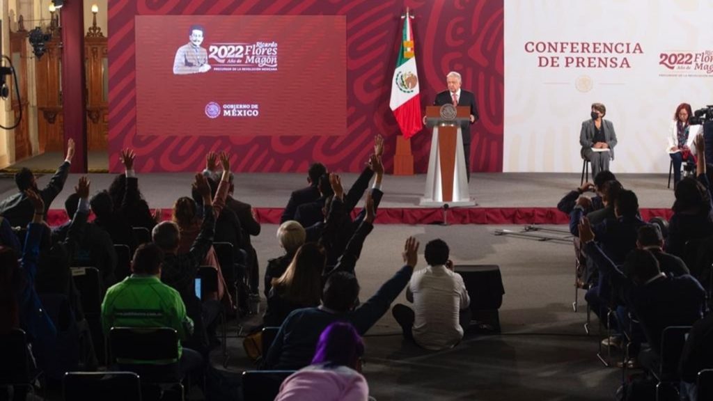 datos-periodistas-AMLO-acreditados