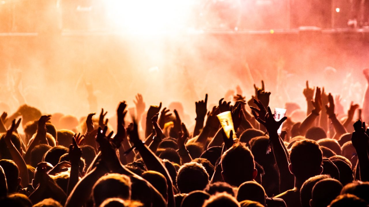 Prohiben festival neonazi en Bélgica tras temor de agencias de inteligencia