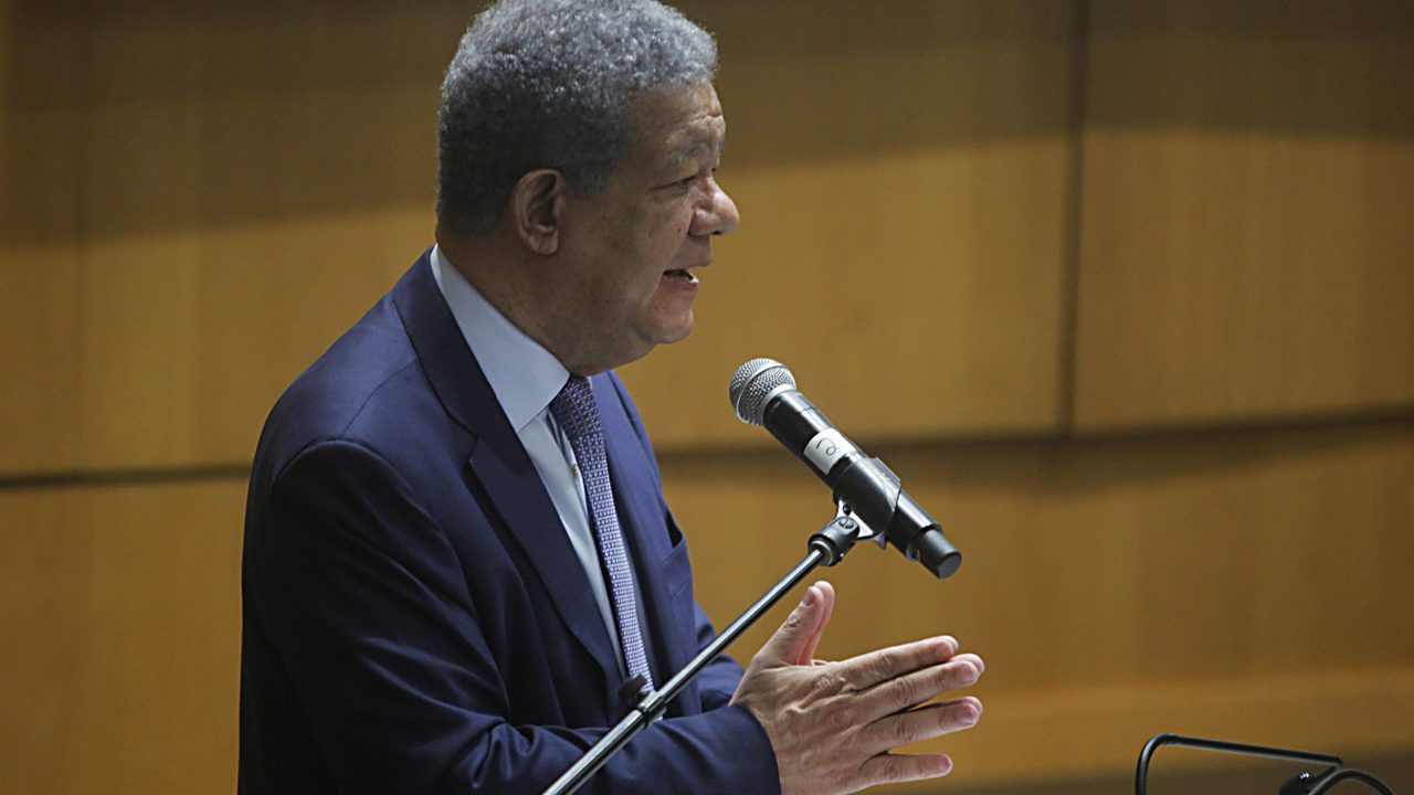 Expertos alertan sobre el deterioro democrático en Latinoamérica