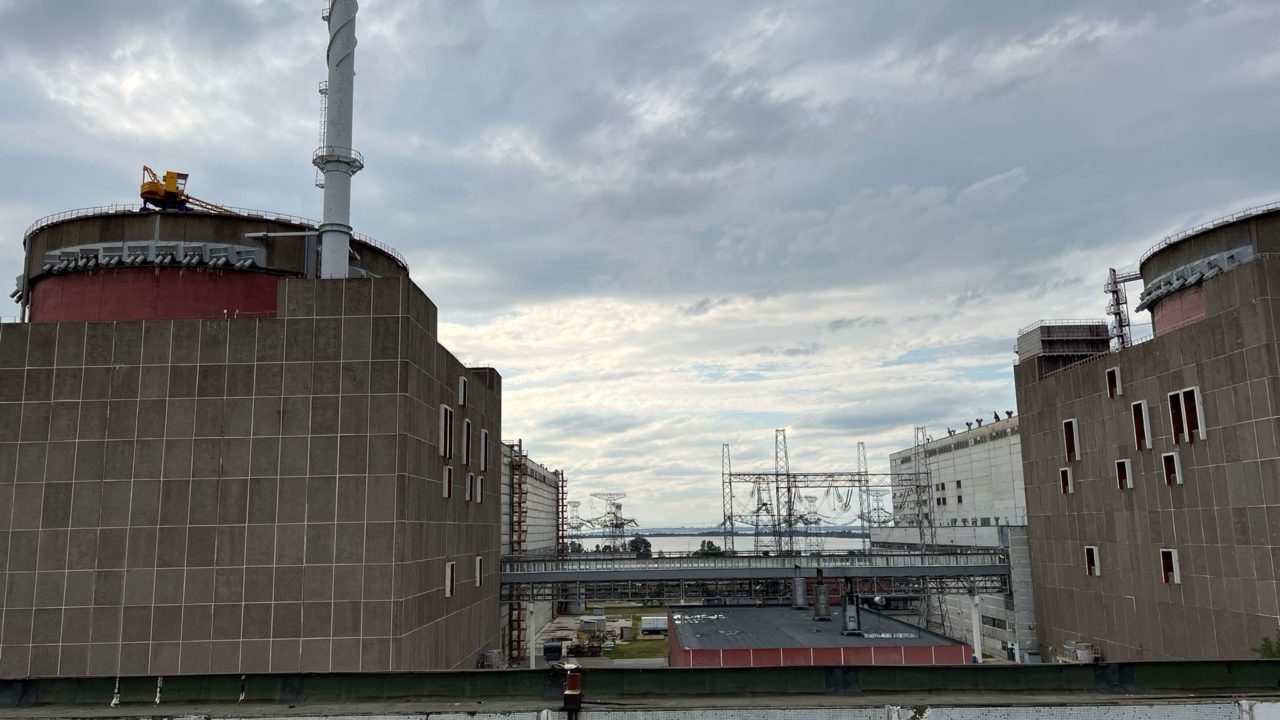 OIEA advierte elevado peligro de un accidente nuclear en Zaporiyia