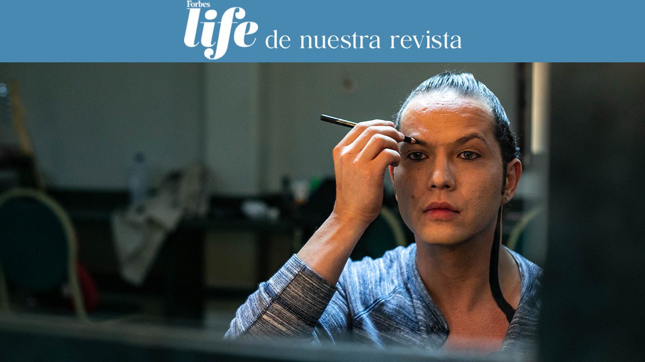 #DeNuestraRevista: Adrián Ladrón frente al espejo