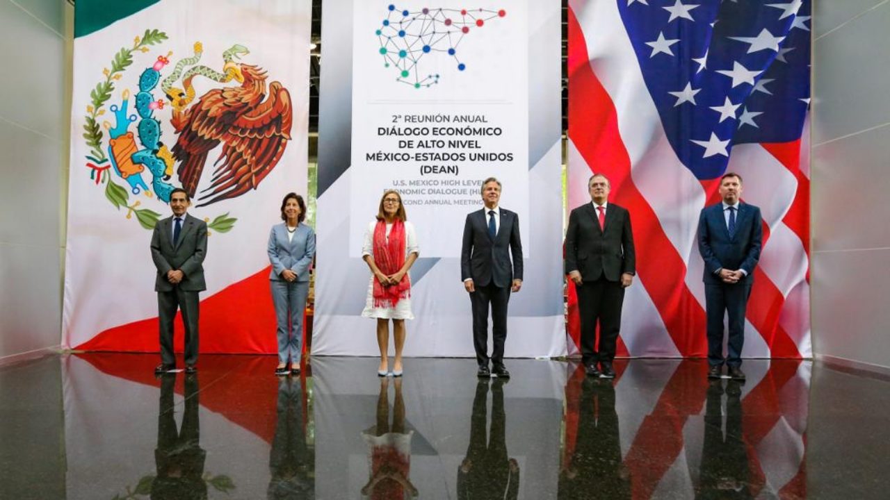 Chips, TICs y fronteras, lo principal del diálogo económico entre México y EU