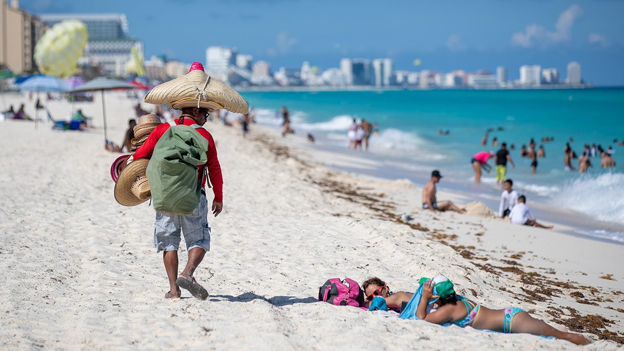 En la administración de AMLO, México escaló en llegada de turistas y captación de divisas: Sectur