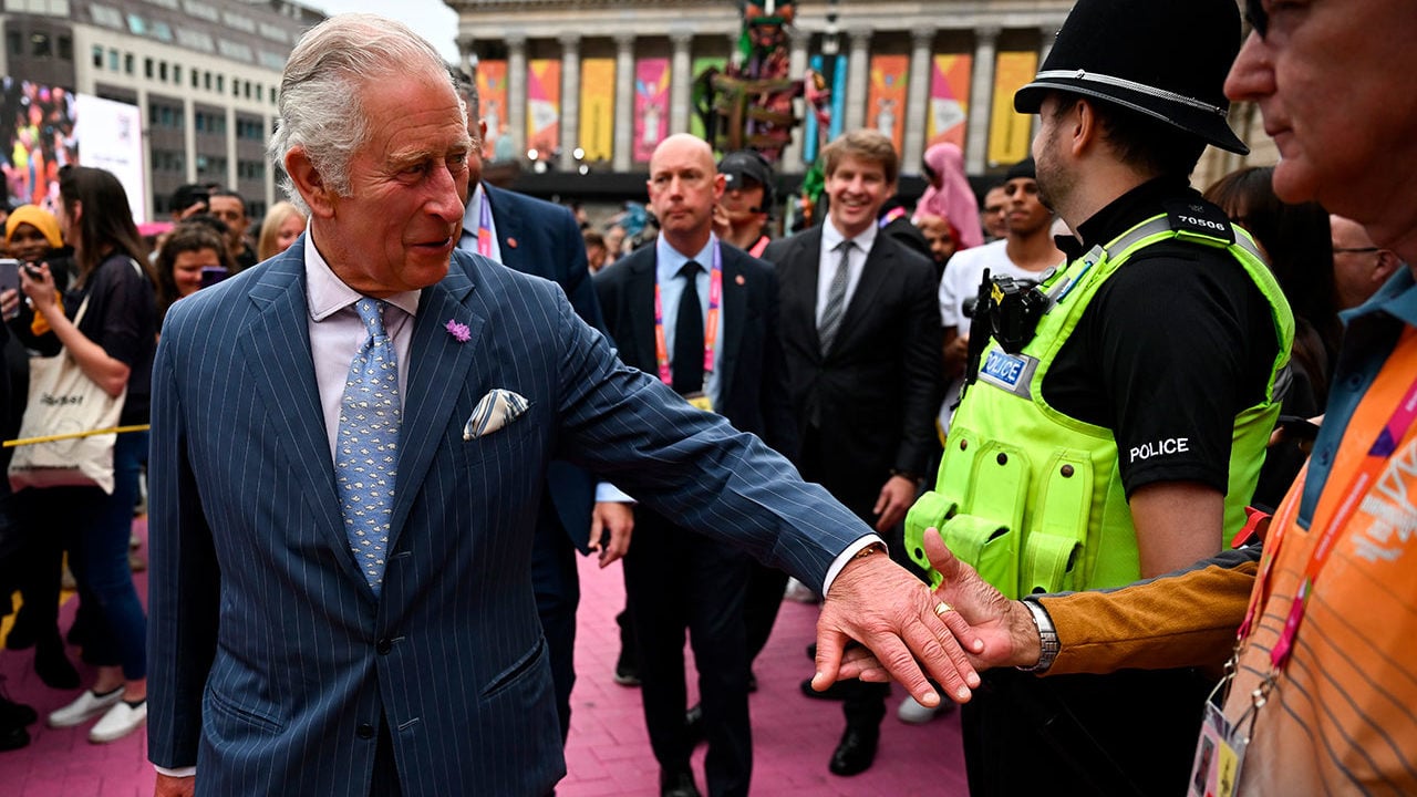 La coronación de Carlos III: escaparate de la moda monárquica británica