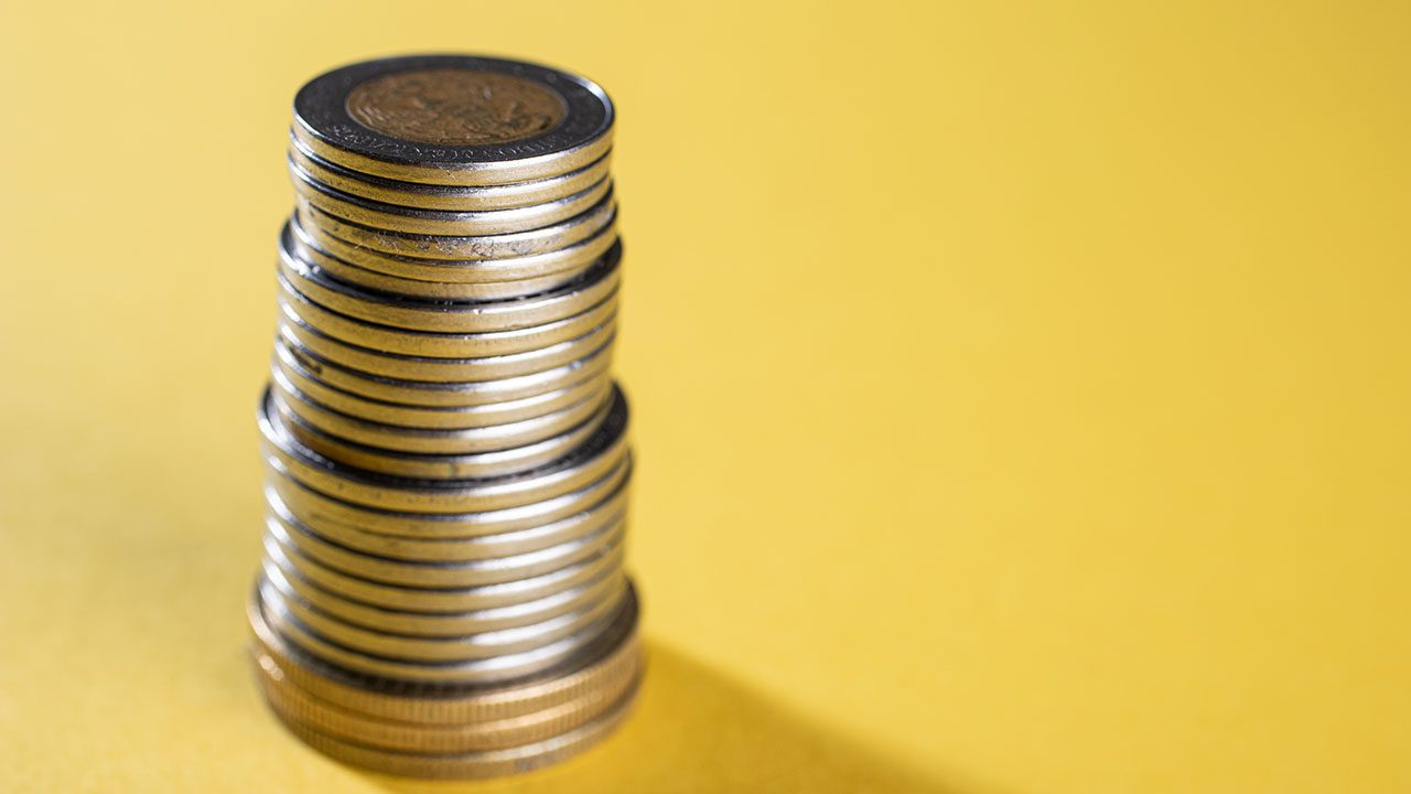 Peso y bolsa repuntan, Cetes suben anticipando decisión del Banxico