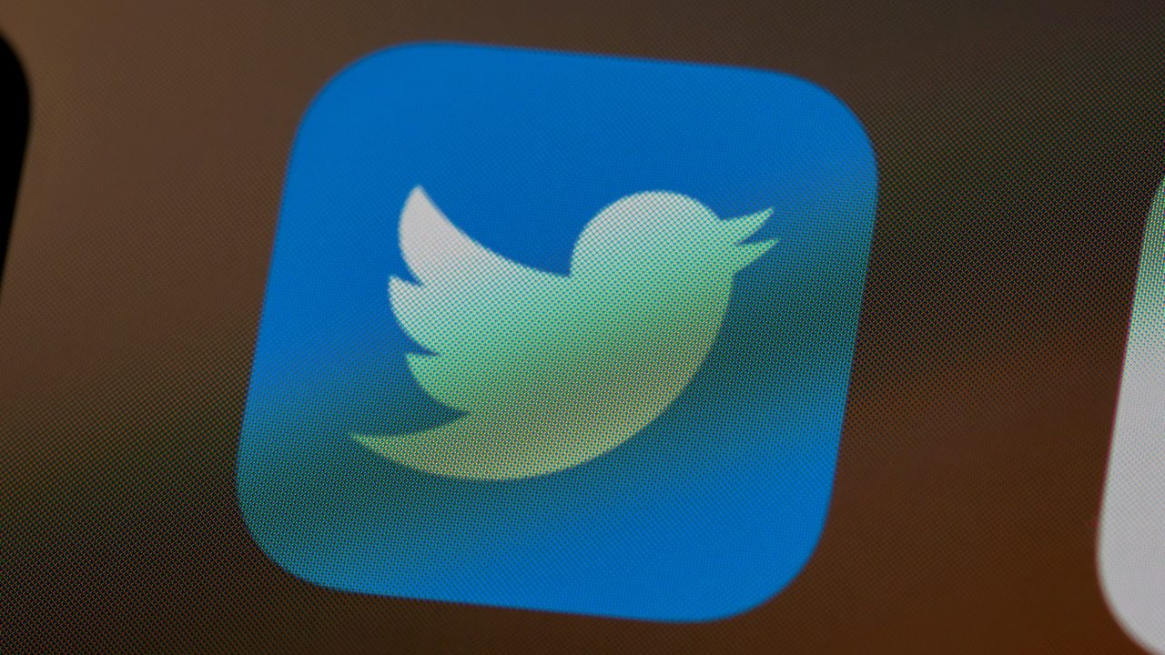Europa lamenta que Twitter no sea transparente en lucha contra desinformación