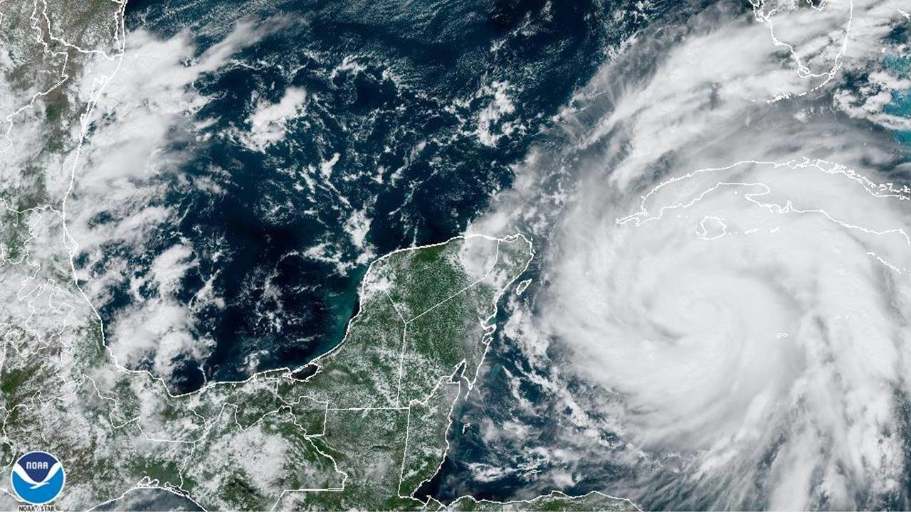 Huracán Ian se acerca a Florida con potencia cercana a categoría 5