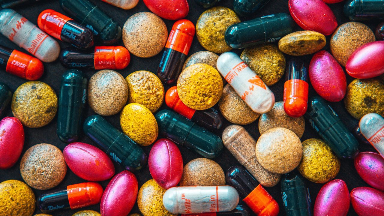 EU destina 1,500 mdd para lucha contra la epidemia de opiáceos
