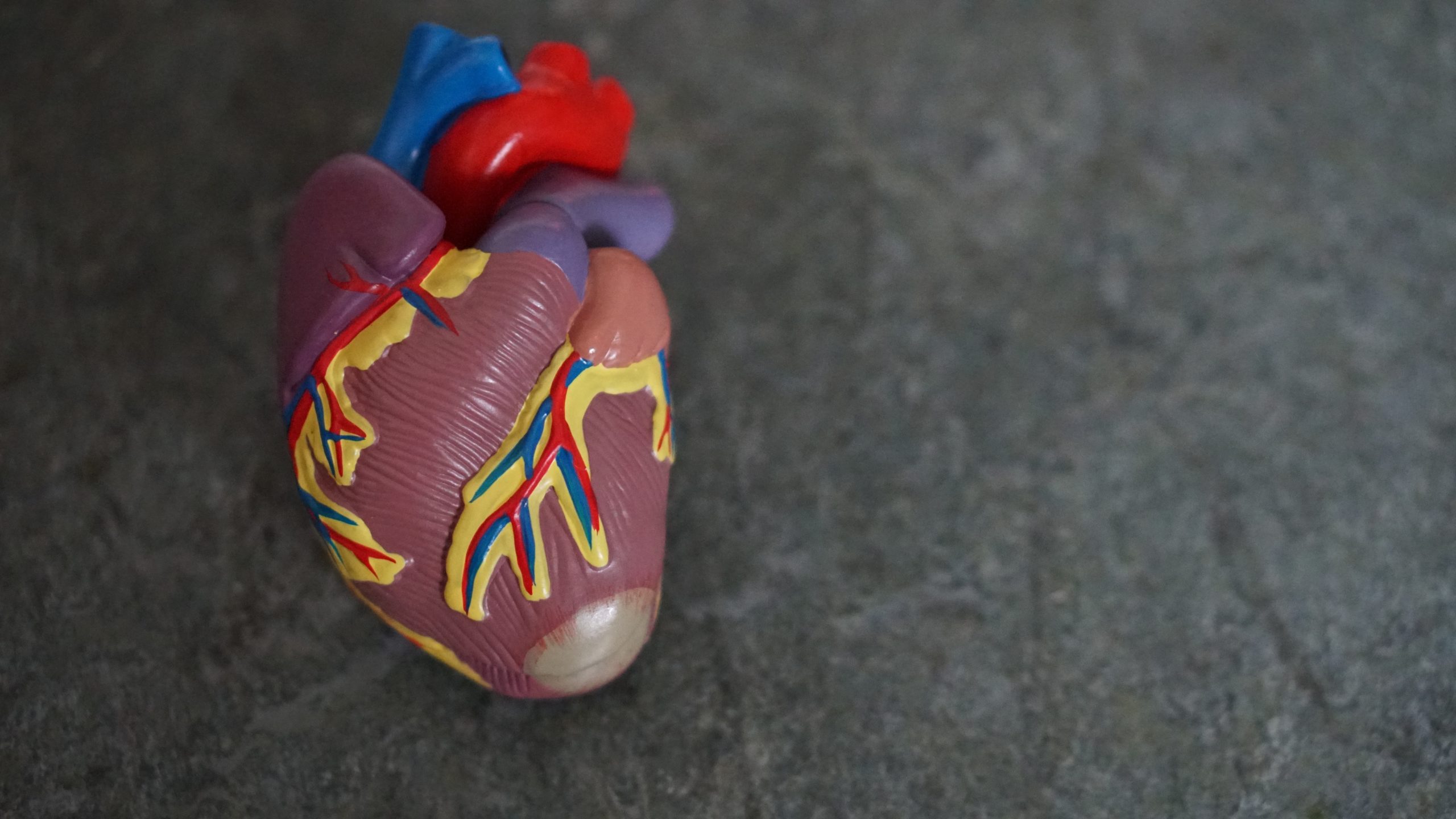 Experto invita a reducir factores de riesgo en el Día Mundial del Corazón