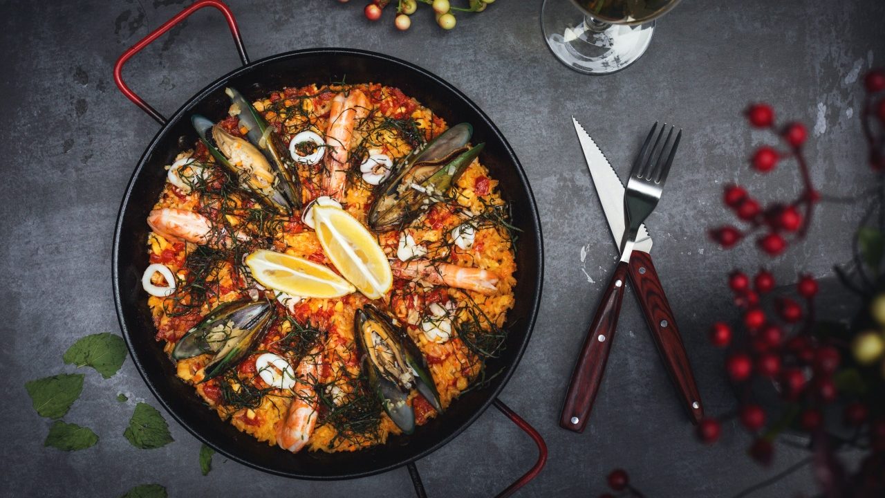 Día Mundial de la paella: ¿de dónde viene este manjar culinario?