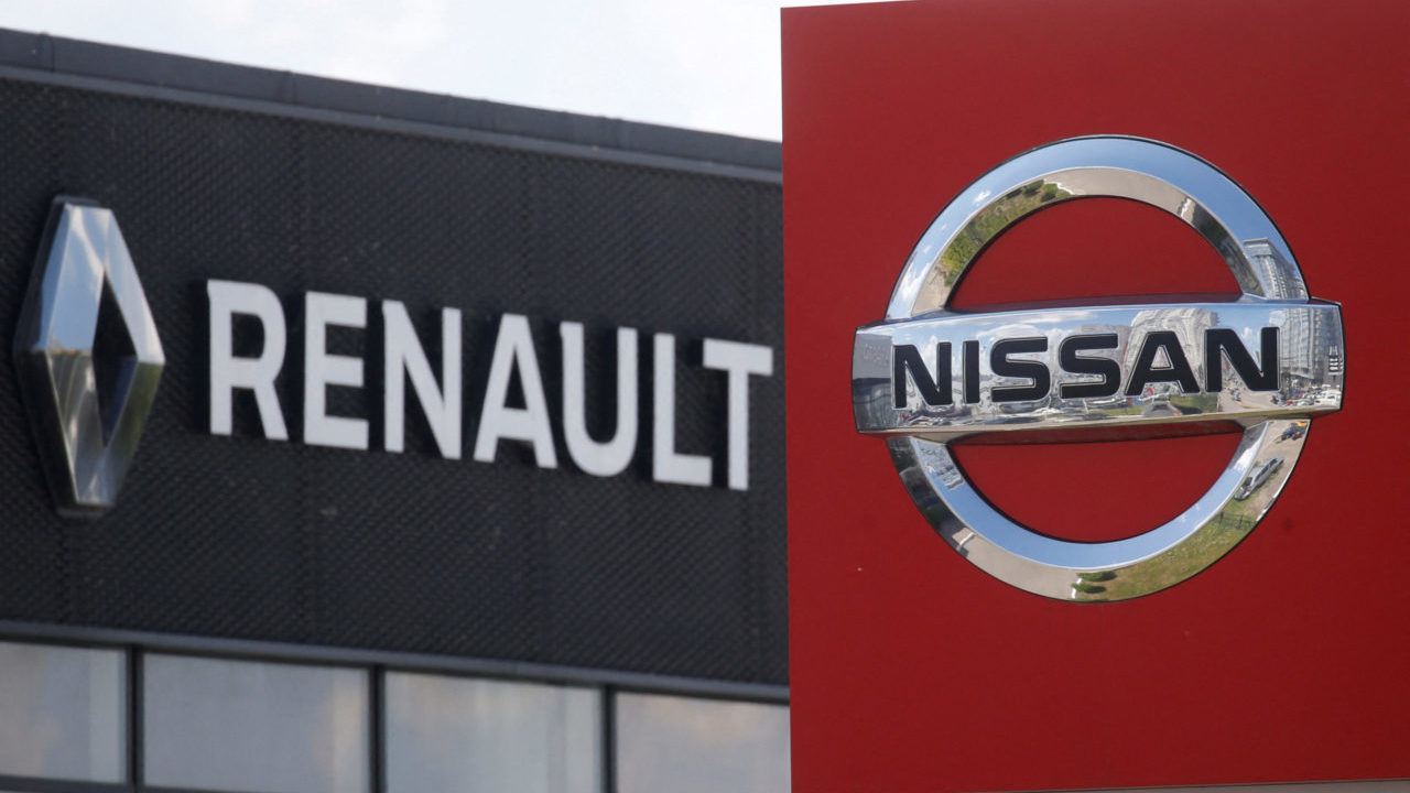 Nissan planea reducir su participación en Renault: CEO