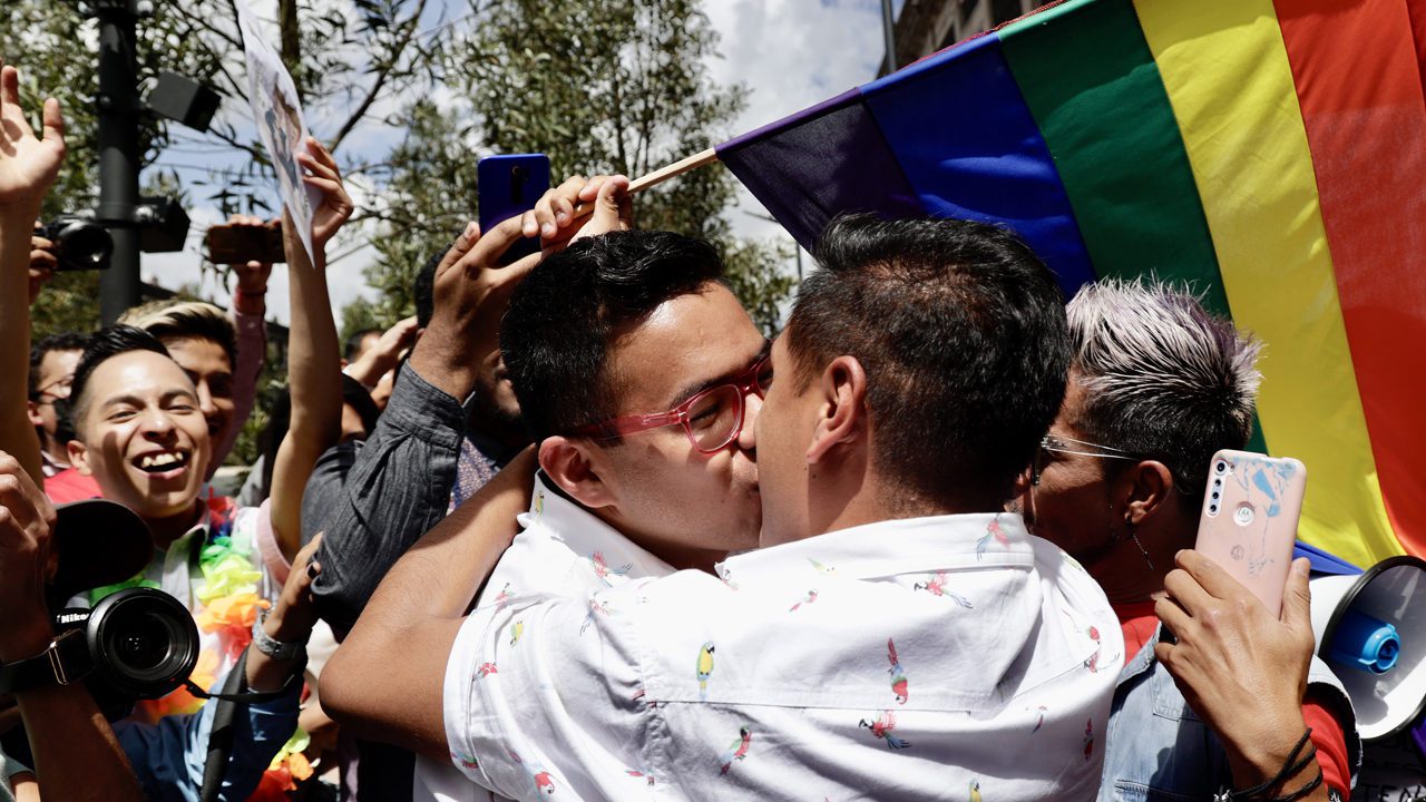 Estado de México aprueba el matrimonio igualitario
