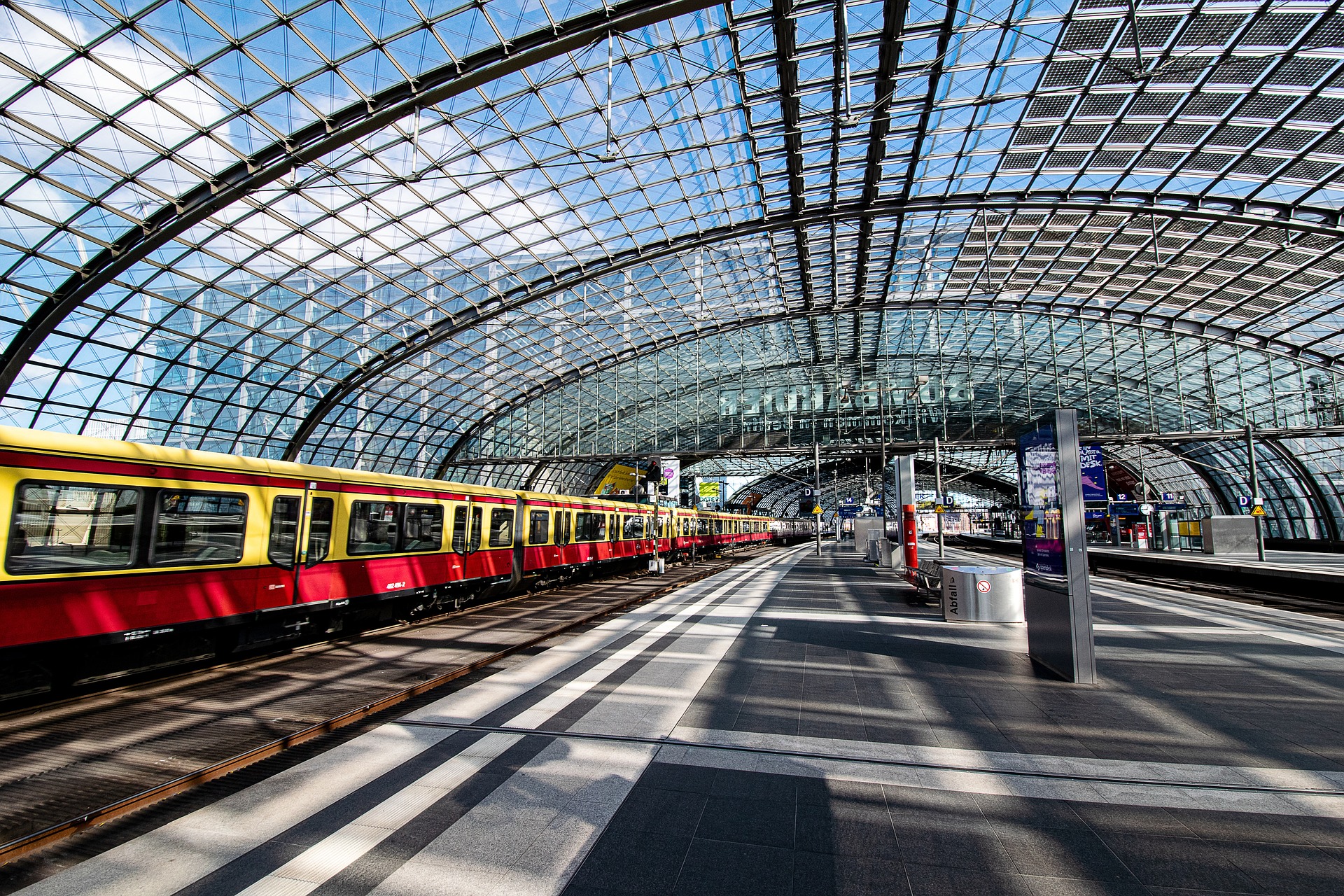 Estación del tren en Alemania. Foto: Pixabay.