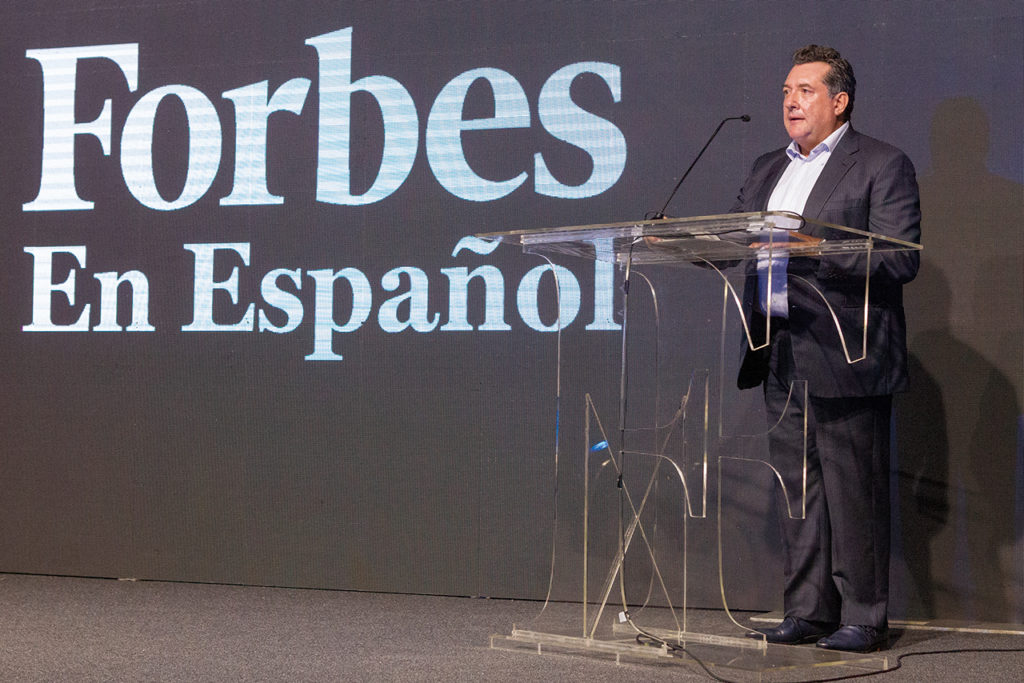 Forbes en Español un mirada hacia América Latina y el mundo (P-W pag. 26-29)