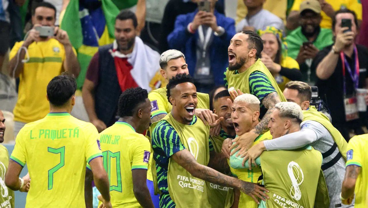 Brasil supera a Serbia en su debut en Qatar con dos goles de Richarlison
