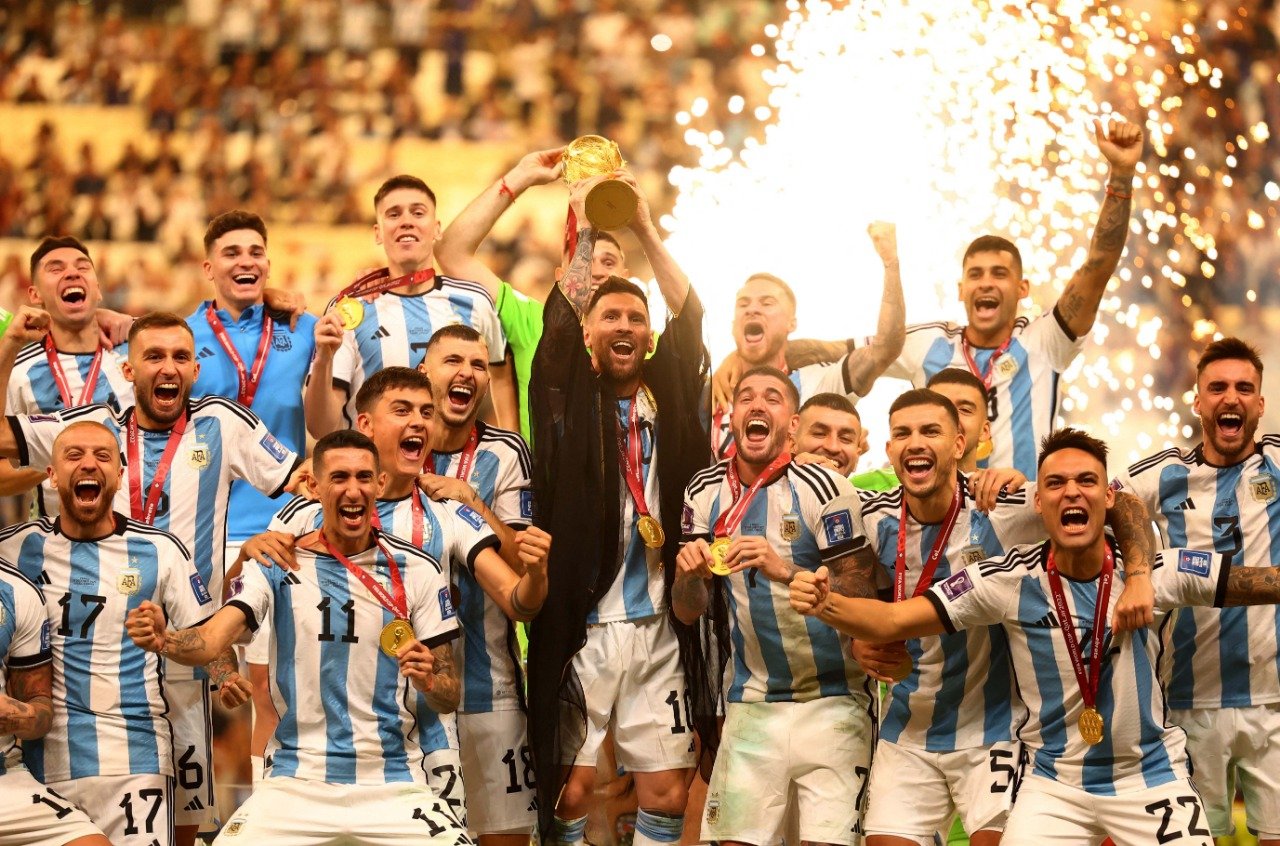 Crónica: Messi y Argentina agrandan su leyenda. Noticias en tiempo real
