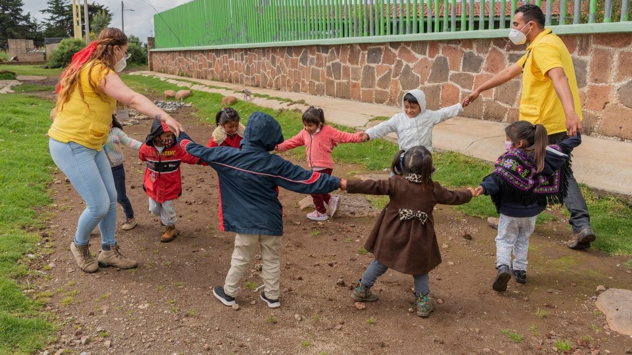 Unos 1,400 millones de niños en el mundo carecen de protección social básica: OIT