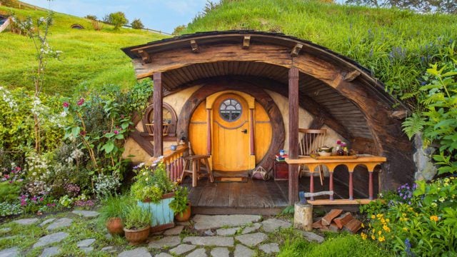 Hobbiton Airbnb