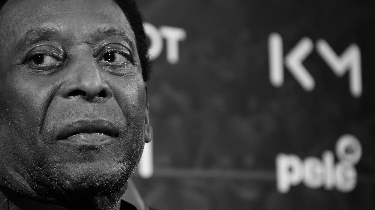 El Rey Pelé muere a los 82 años tras permanecer hospitalizado en Brasil