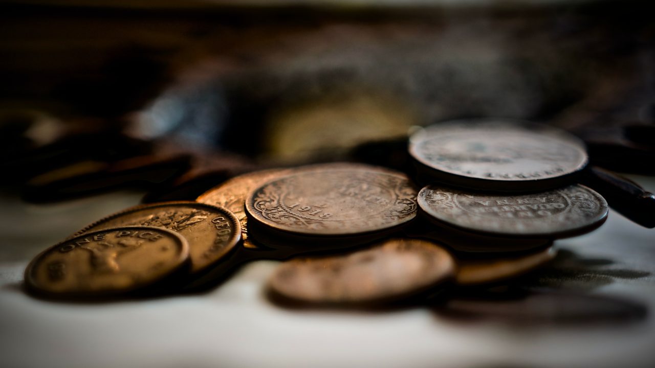 China recupera 1.5 toneladas de monedas de bronce de hace mil años
