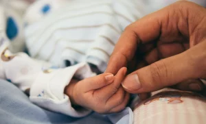 lenguaje-bebés-antes tosferina salud nacimientos China