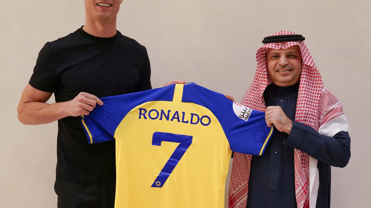 Escuadra saudí Al Nassr presenta a su nuevo crack: Cristiano Ronaldo