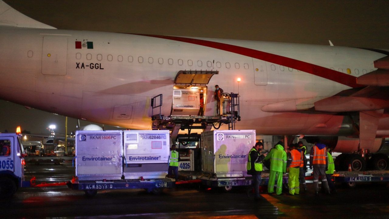 AFAC presume escuchar al sector aéreo de carga y le da 18 días más para mudarse al AIFA