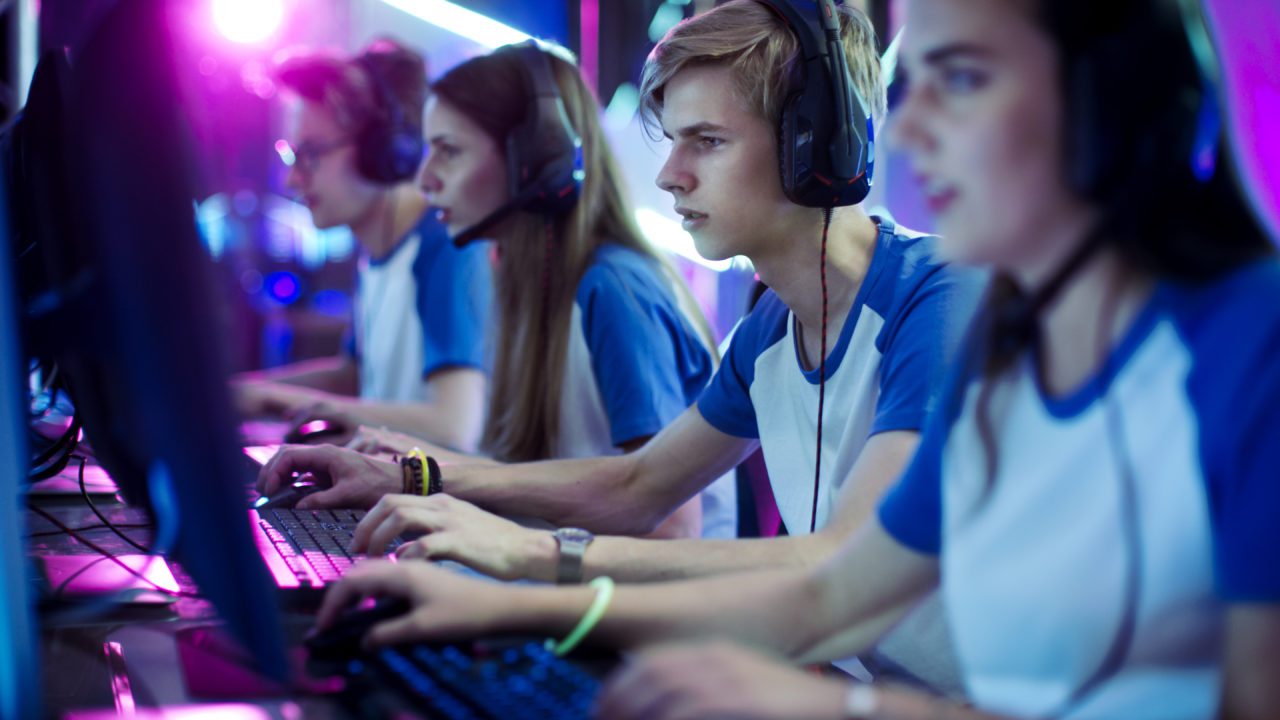 Las mujeres en los esports: éxitos de presente y retos de futuro